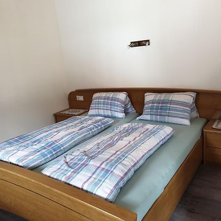 Gaestehaus Falkenblick Арцль  Экстерьер фото